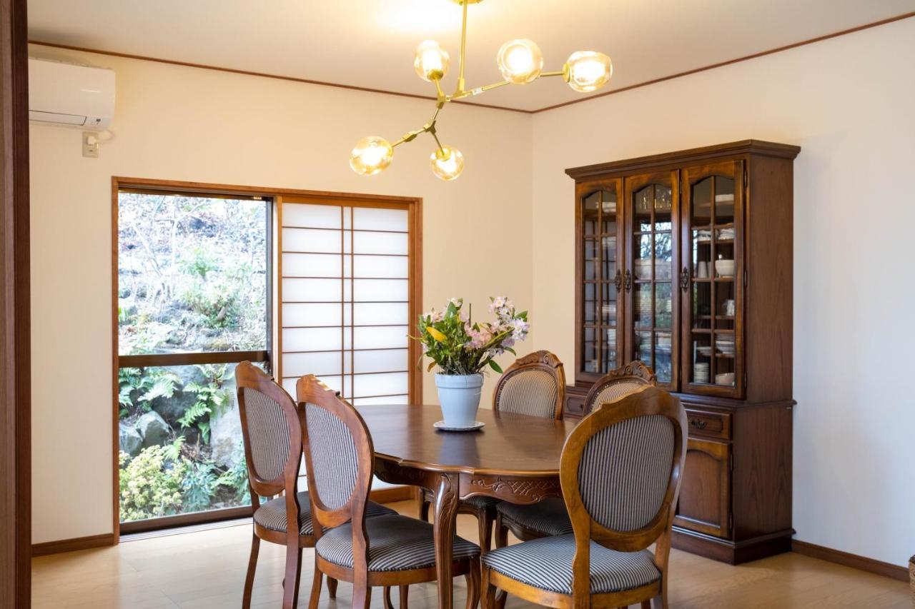 伊豆高原 温泉付別荘 Isana Mountain Villa Futo Eksteriør bilde