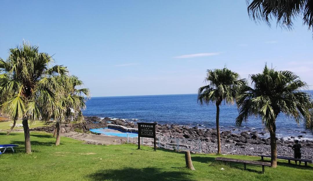 伊豆高原 温泉付別荘 Isana Mountain Villa Futo Eksteriør bilde
